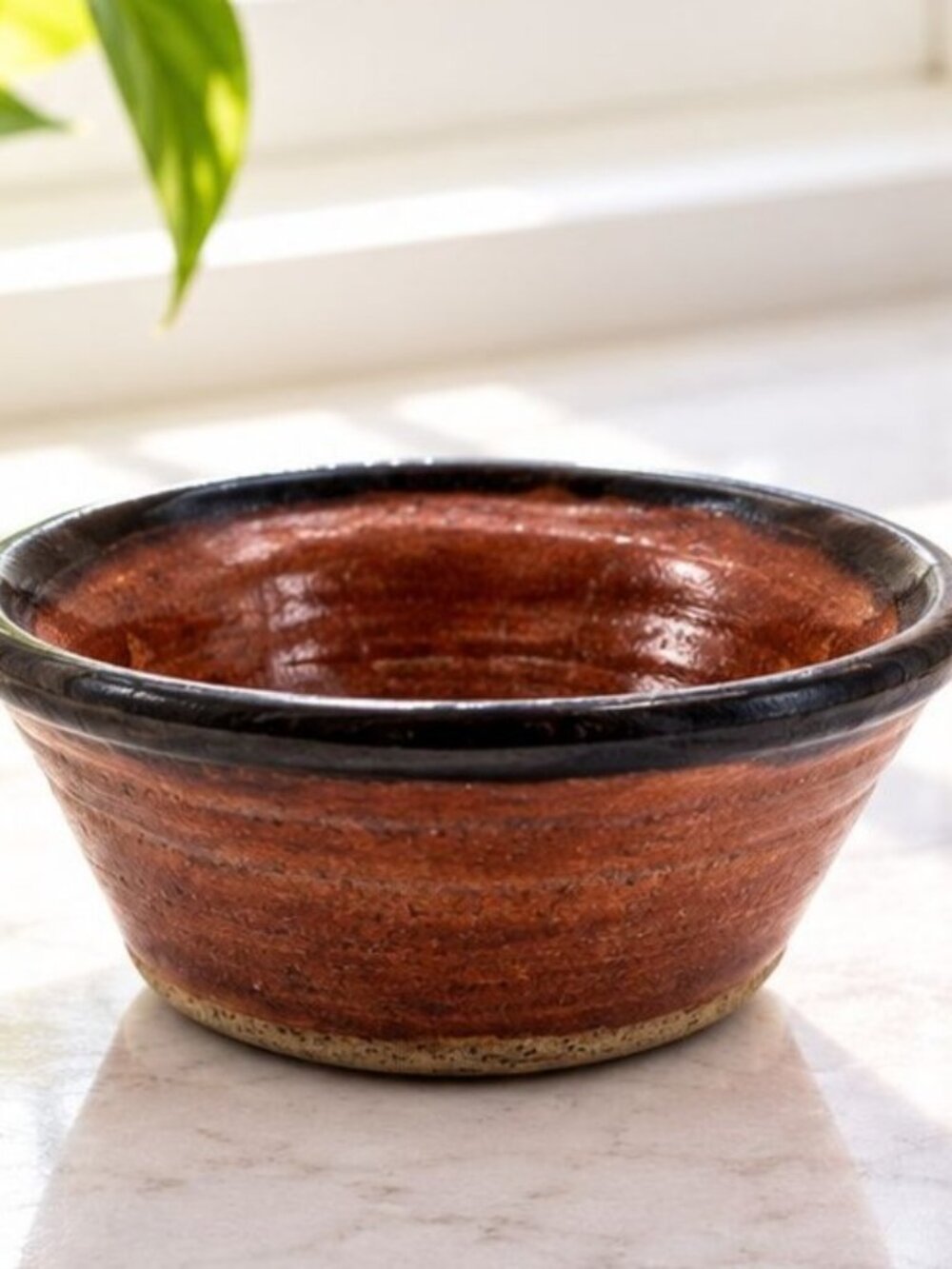 Handcrafted Vintage Pottery Bowl With Rustic Red & Black Glaze – 6" Diameter